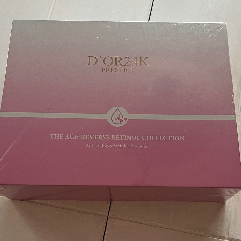 D’OR2424K/age reverse retinol collection/NEW IN BOX/SEALED